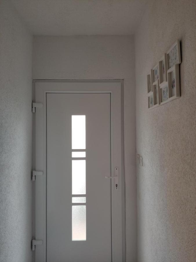 Apartmani Mara Rogoznica Rogoznica (Sibenik-Knin) Exterior foto